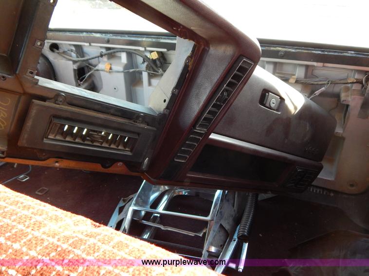 image for item I1231 1987 AMC Cherokee Pioneer SUV