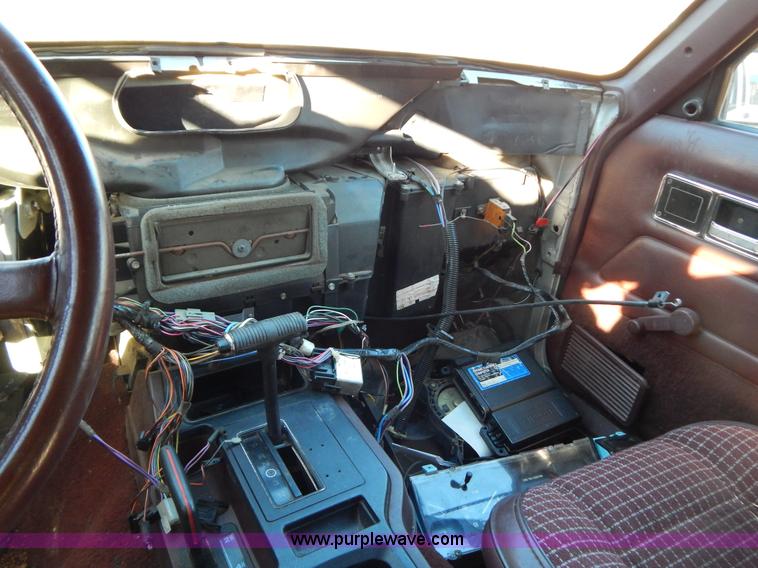 image for item I1231 1987 AMC Cherokee Pioneer SUV