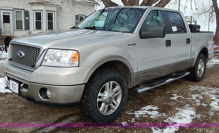 image for item I9410 2006 Ford F150 Lariat SuperCrew pickup truck