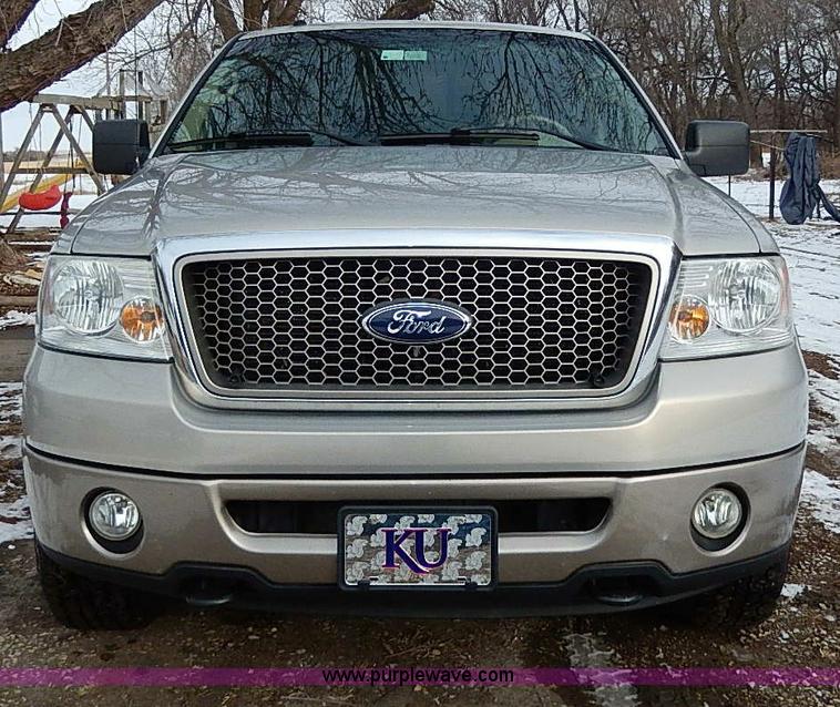 image for item I9410 2006 Ford F150 Lariat SuperCrew pickup truck