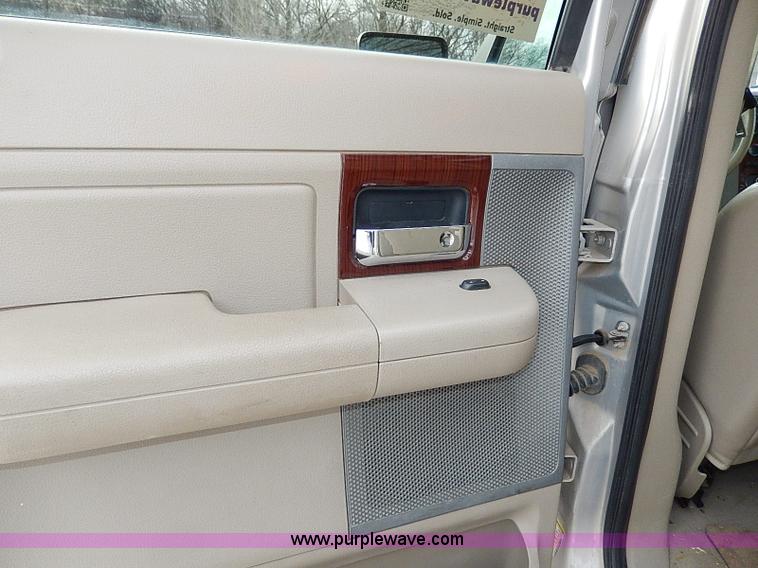 image for item I9410 2006 Ford F150 Lariat SuperCrew pickup truck