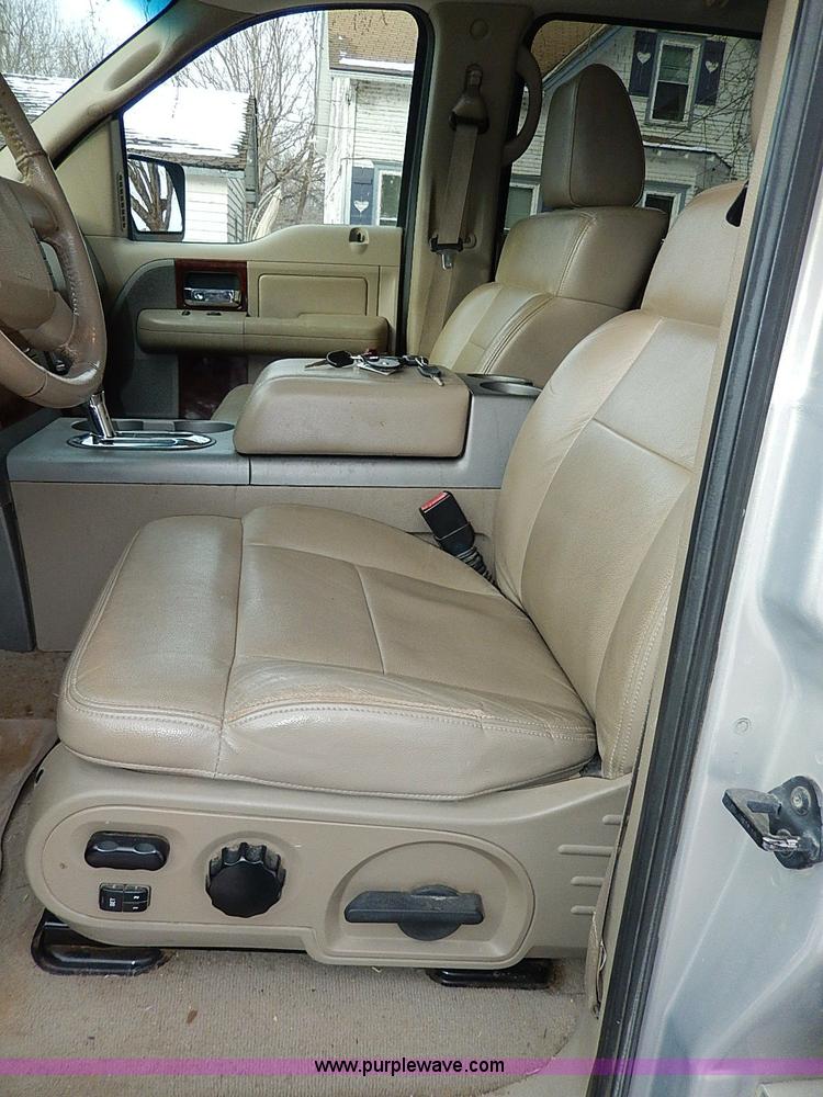 image for item I9410 2006 Ford F150 Lariat SuperCrew pickup truck