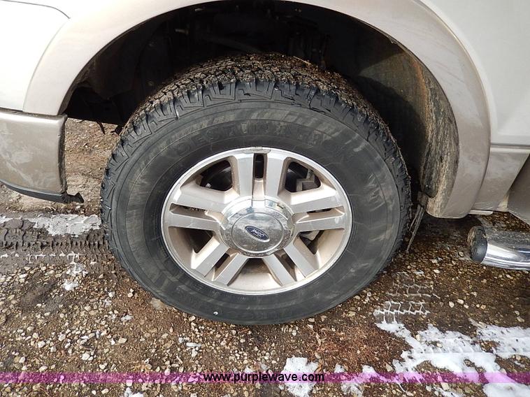 image for item I9410 2006 Ford F150 Lariat SuperCrew pickup truck