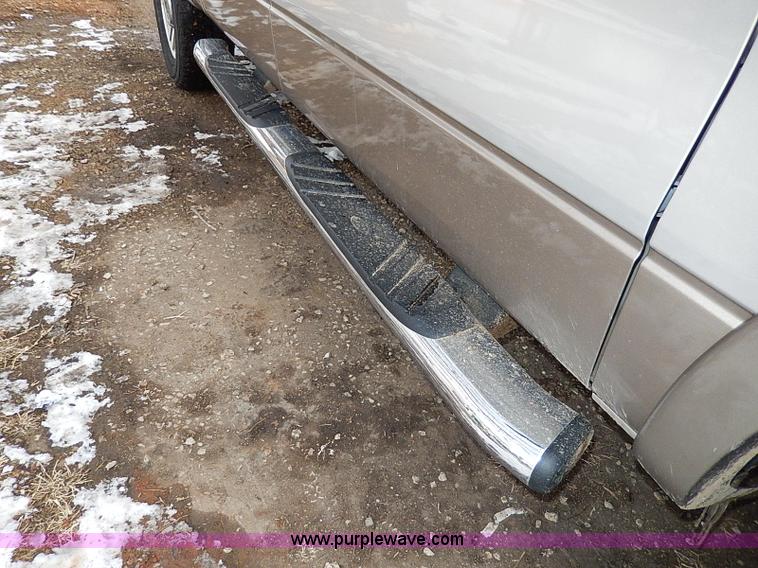 image for item I9410 2006 Ford F150 Lariat SuperCrew pickup truck