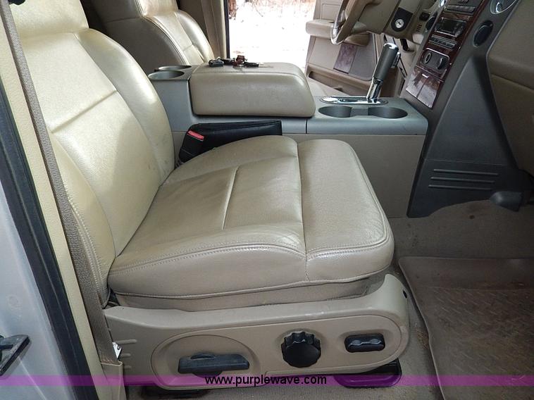 image for item I9410 2006 Ford F150 Lariat SuperCrew pickup truck