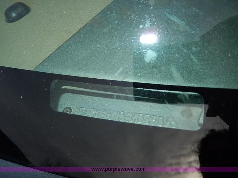 image for item I9410 2006 Ford F150 Lariat SuperCrew pickup truck