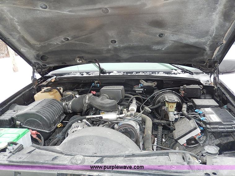 image for item I9416 1997 Chevrolet 1500 Z71 Ext. Cab pickup truck