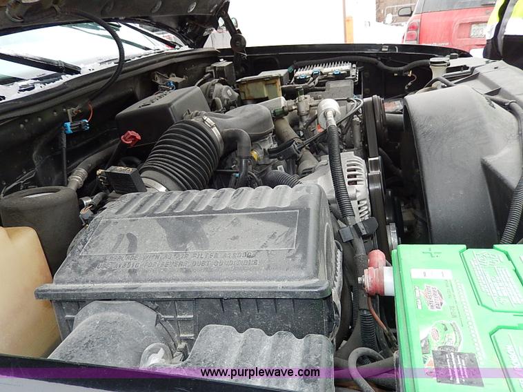 image for item I9416 1997 Chevrolet 1500 Z71 Ext. Cab pickup truck