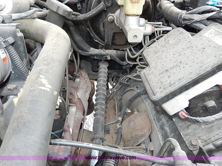 image for item I9416 1997 Chevrolet 1500 Z71 Ext. Cab pickup truck