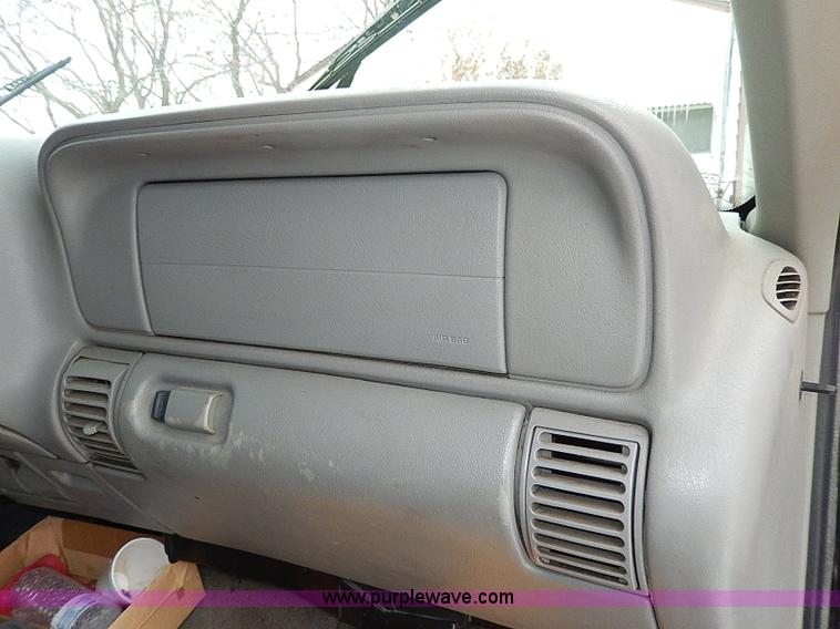 image for item I9416 1997 Chevrolet 1500 Z71 Ext. Cab pickup truck