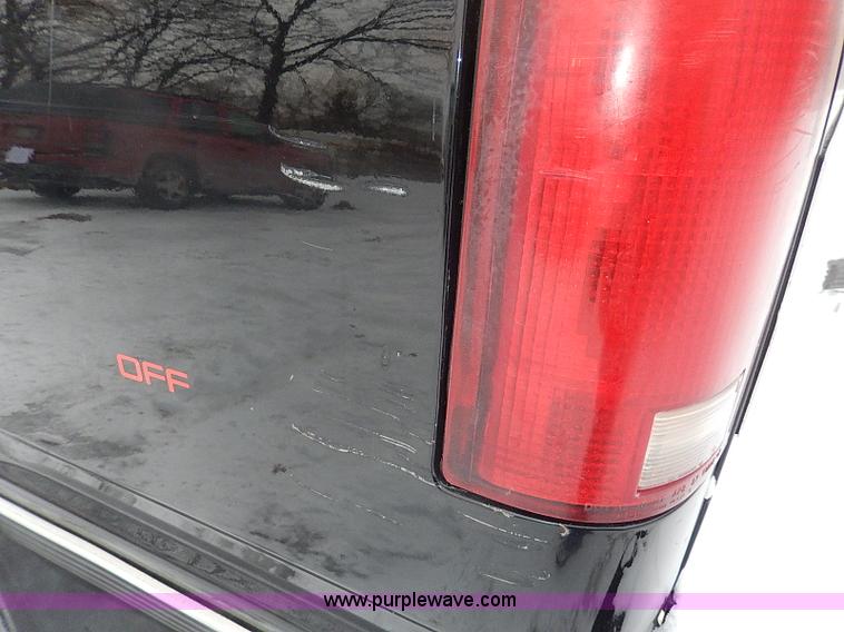 image for item I9416 1997 Chevrolet 1500 Z71 Ext. Cab pickup truck