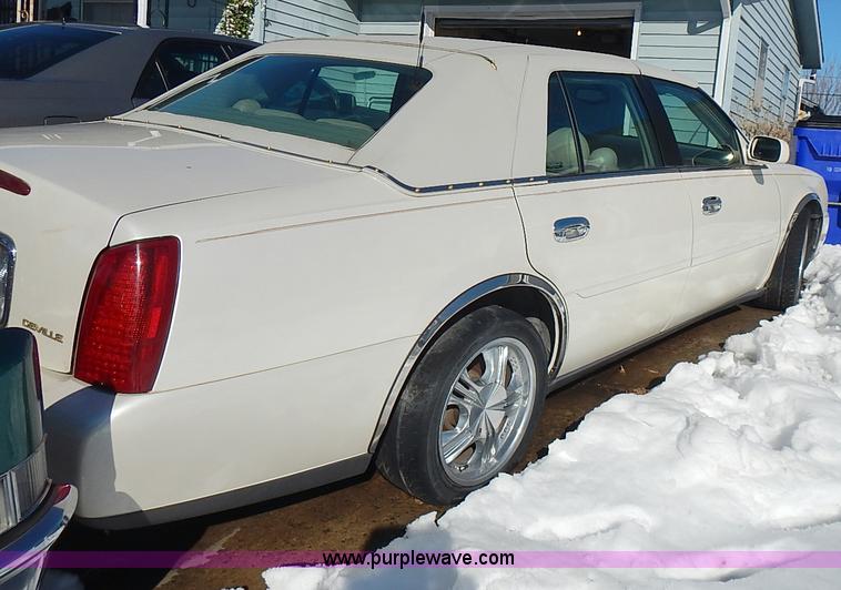 image for item I9421 2001 Cadillac DeVille