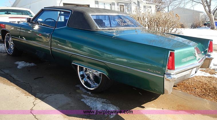 image for item I9423 1969 Cadillac Coupe DeVille