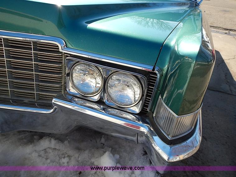 image for item I9423 1969 Cadillac Coupe DeVille