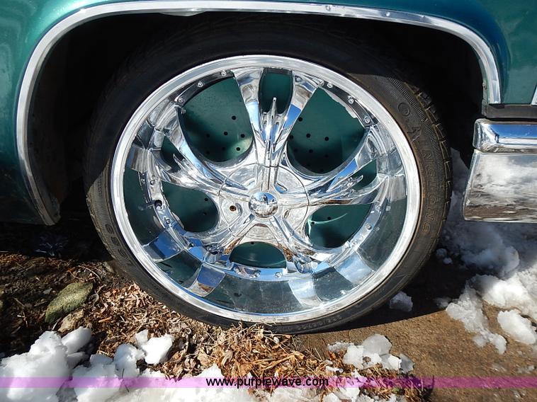 image for item I9423 1969 Cadillac Coupe DeVille