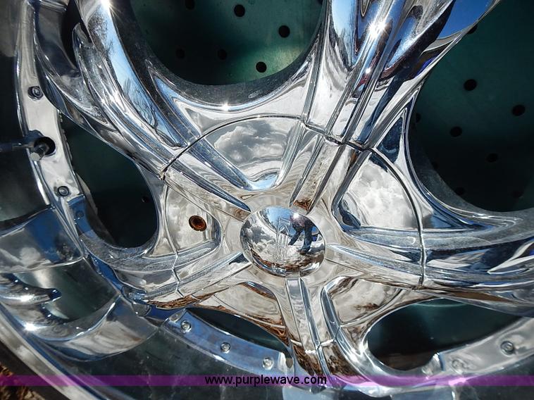 image for item I9423 1969 Cadillac Coupe DeVille