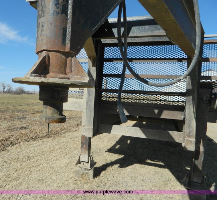 image for item AD9902 1988 Circle D gooseneck trailer