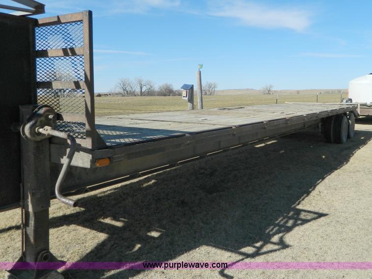 image for item AD9902 1988 Circle D gooseneck trailer