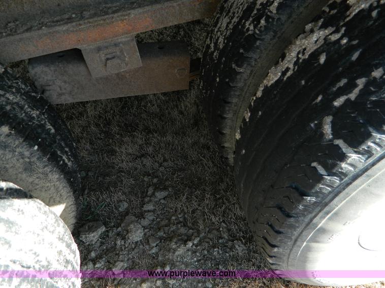 image for item AD9902 1988 Circle D gooseneck trailer