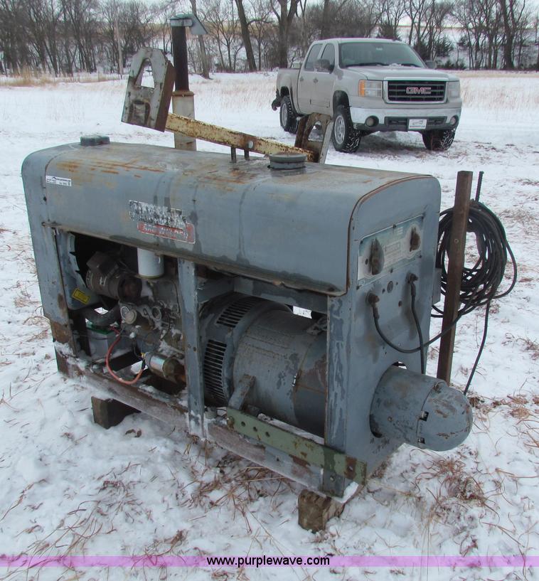 image for item AJ9462 Lincoln SA-200-I-163 arc welder