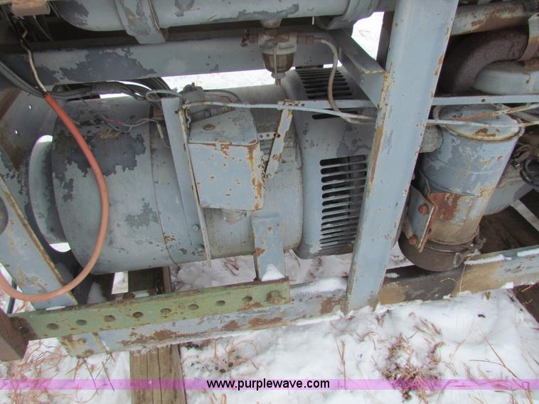 image for item AJ9462 Lincoln SA-200-I-163 arc welder