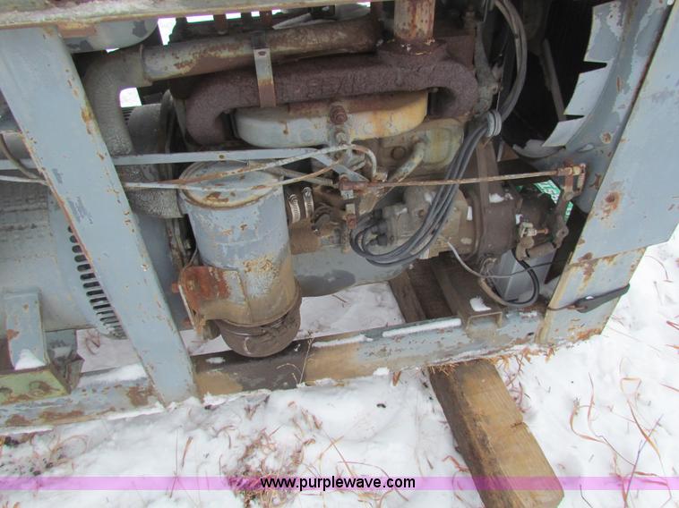 image for item AJ9462 Lincoln SA-200-I-163 arc welder