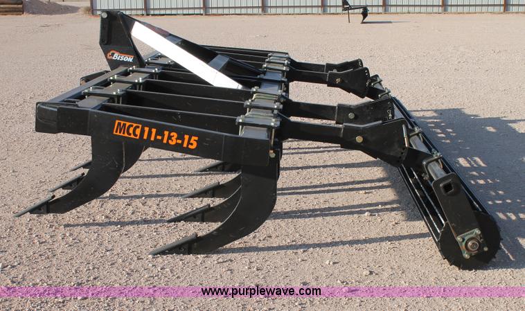 image for item AO9746 Bison MC01130000A 13 shank ripper