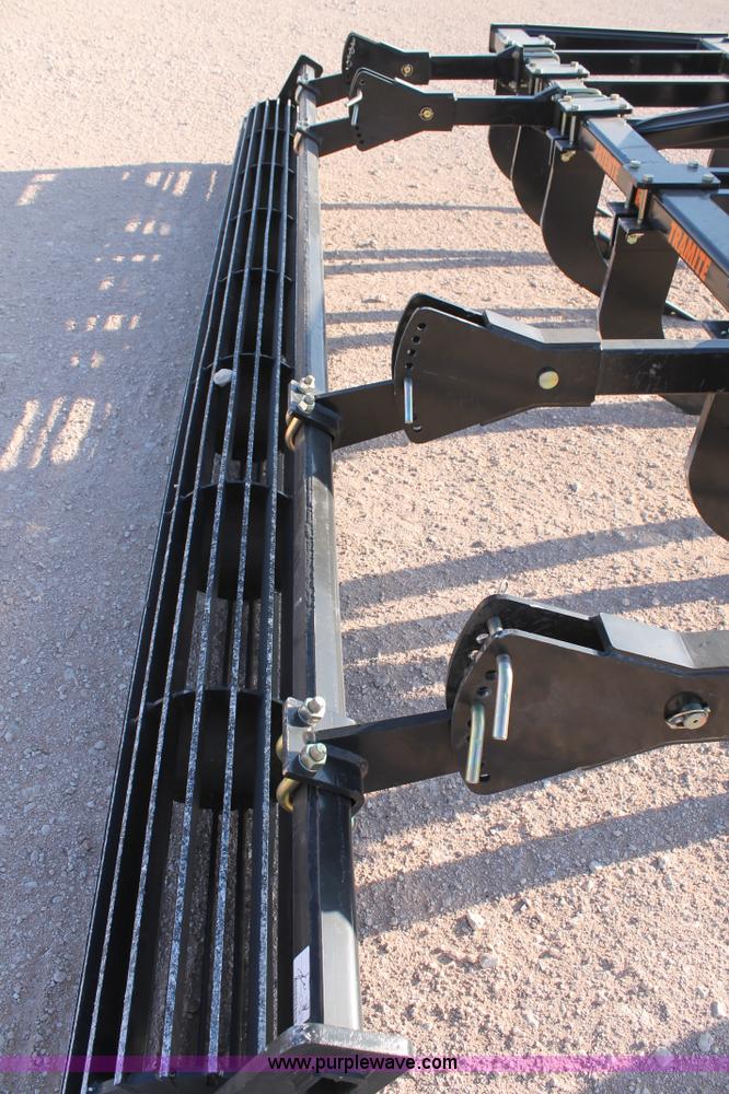 image for item AO9746 Bison MC01130000A 13 shank ripper