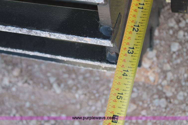 image for item AO9746 Bison MC01130000A 13 shank ripper