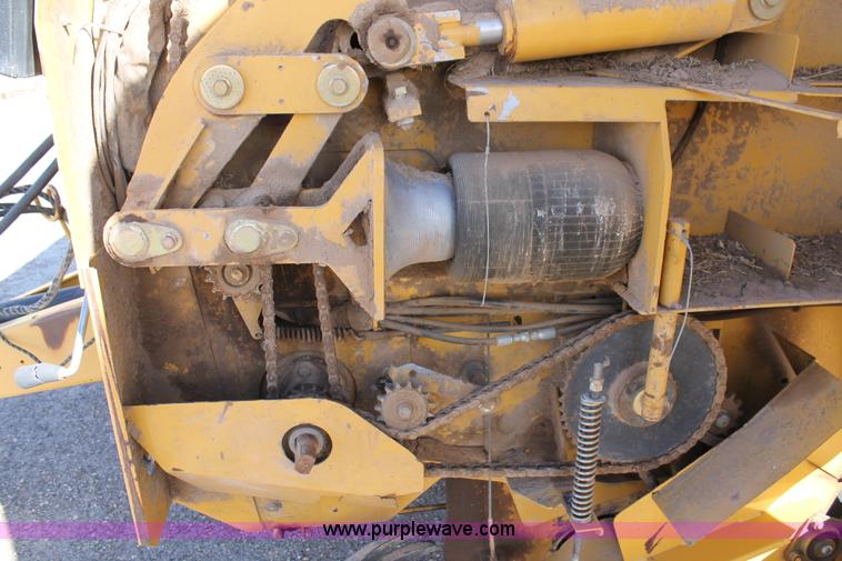 image for item C3735 Vermeer 605 XL round baler