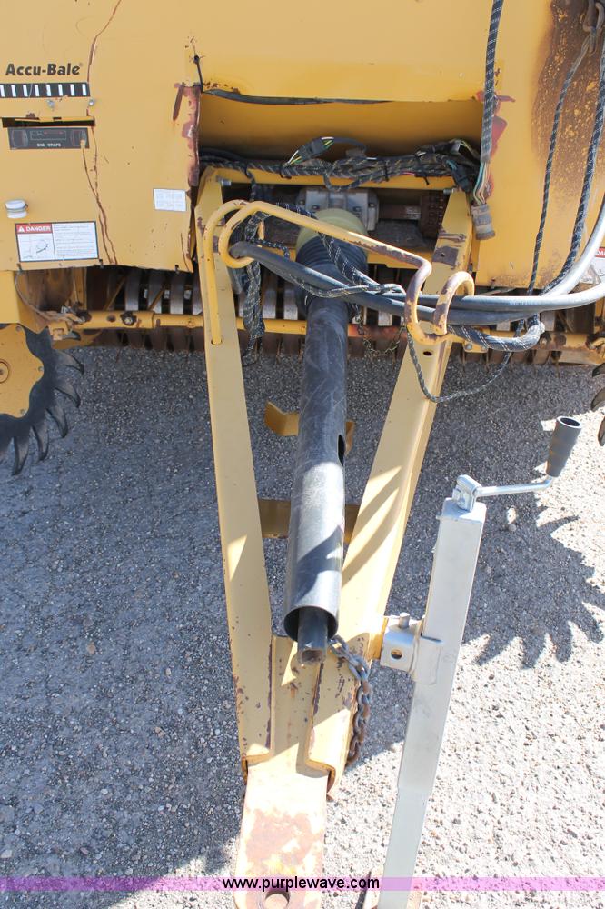 image for item C3735 Vermeer 605 XL round baler