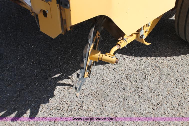 image for item C3735 Vermeer 605 XL round baler