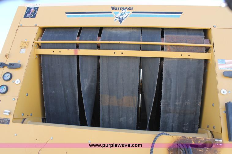image for item C3735 Vermeer 605 XL round baler