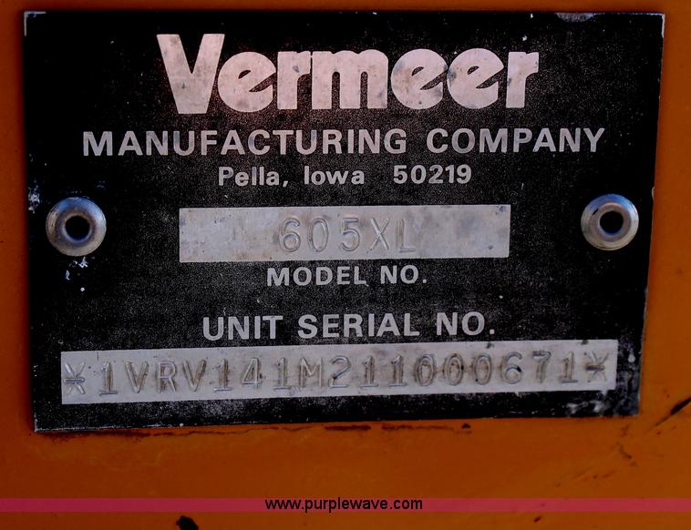 image for item C3735 Vermeer 605 XL round baler