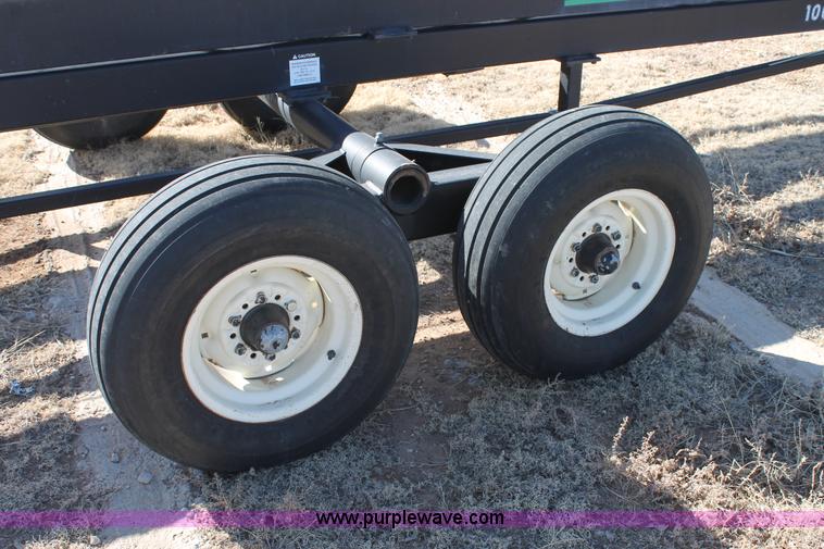 image for item C3736 1998 Mac Don 1000 bale mover