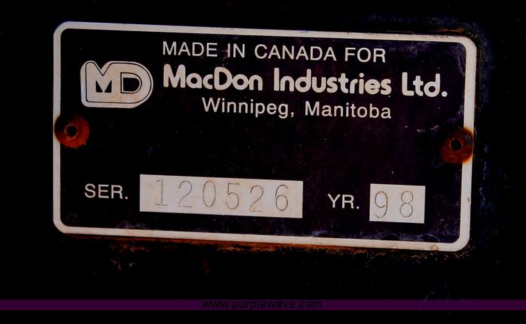 image for item C3736 1998 Mac Don 1000 bale mover