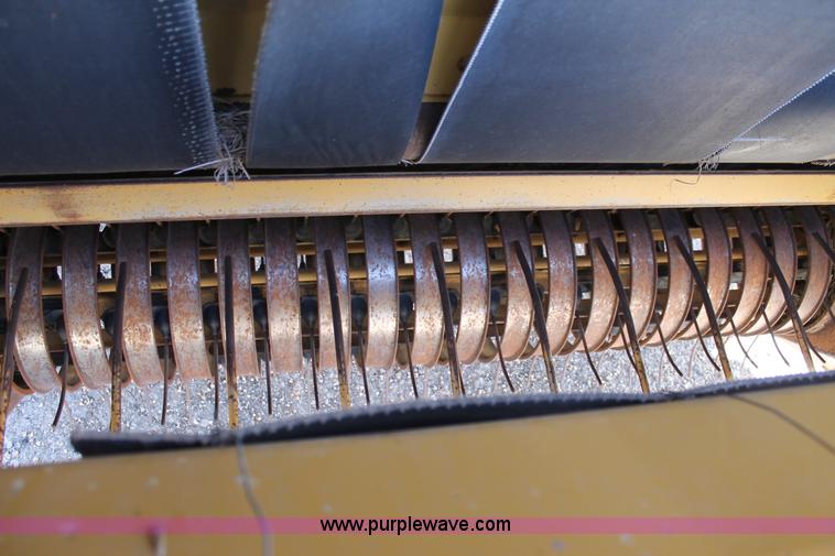 image for item C3737 Vermeer 605K round baler