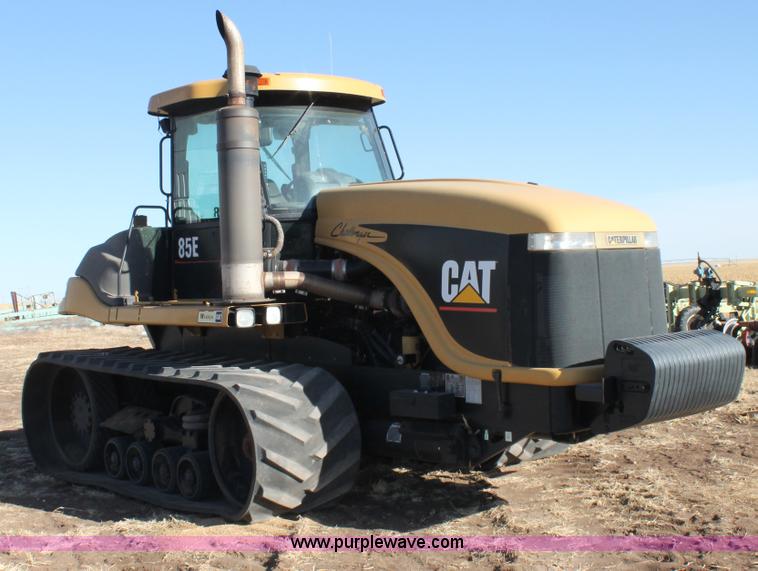 image for item C3742 2001 Caterpillar Challenger 85E tractor