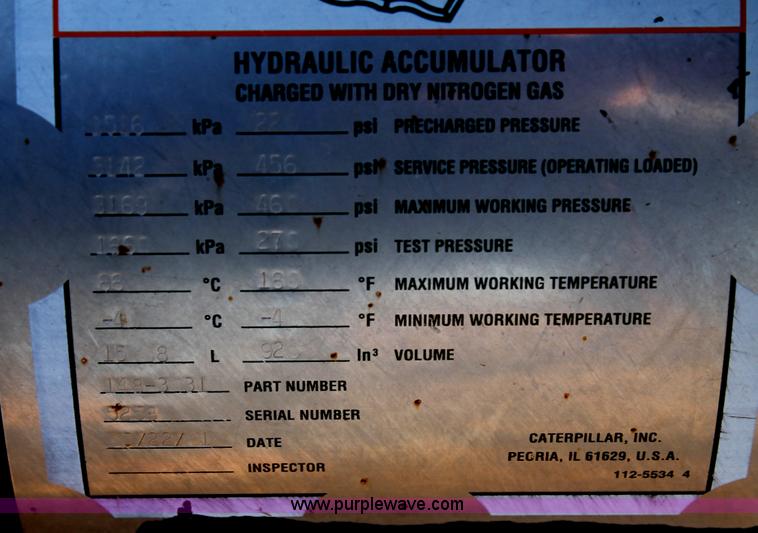 image for item C3742 2001 Caterpillar Challenger 85E tractor