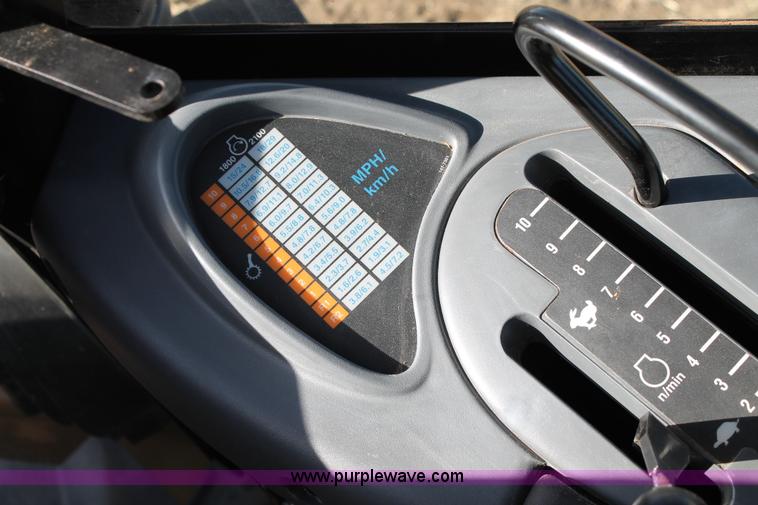 image for item C3742 2001 Caterpillar Challenger 85E tractor