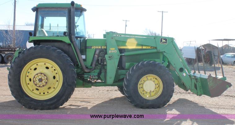 image for item C3749 1992 John Deere 4560 MFWD tractor