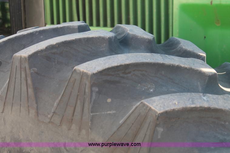 image for item C3749 1992 John Deere 4560 MFWD tractor