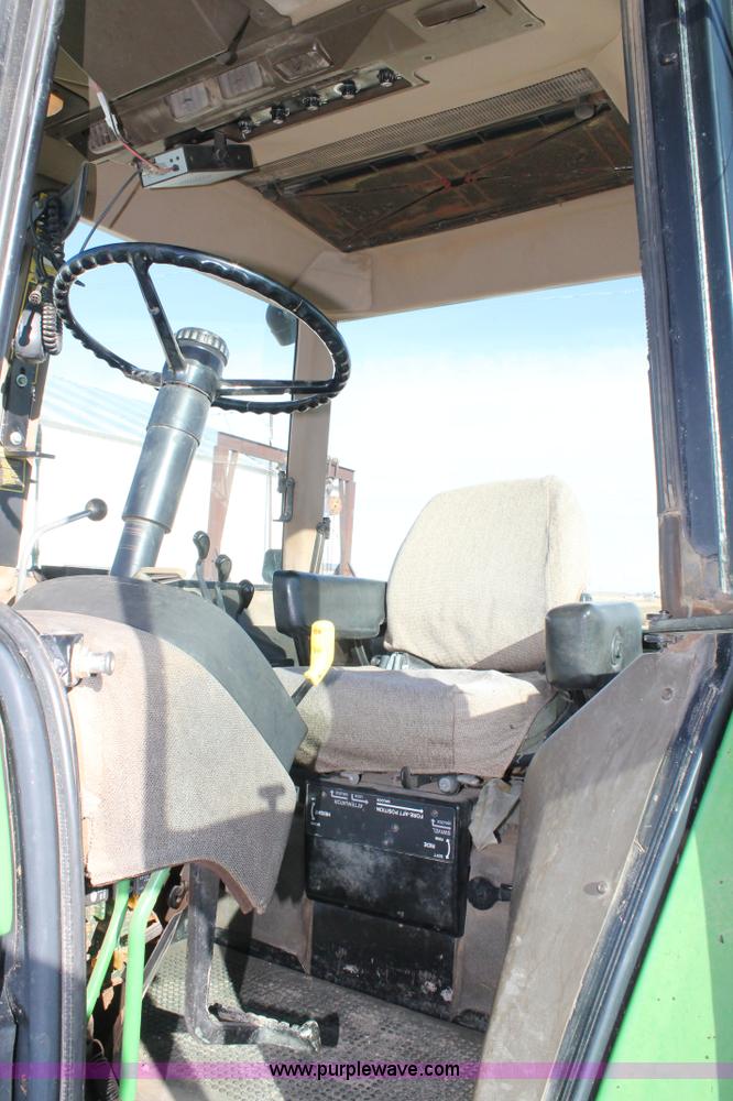 image for item C3749 1992 John Deere 4560 MFWD tractor