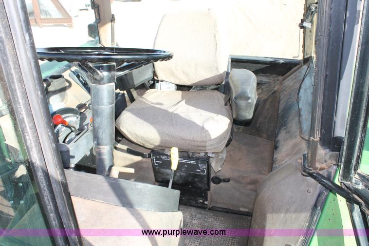 image for item C3749 1992 John Deere 4560 MFWD tractor