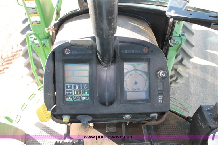 image for item C3749 1992 John Deere 4560 MFWD tractor