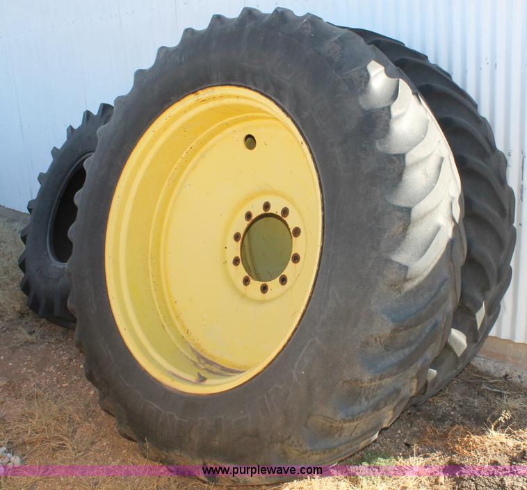 image for item C3749 1992 John Deere 4560 MFWD tractor