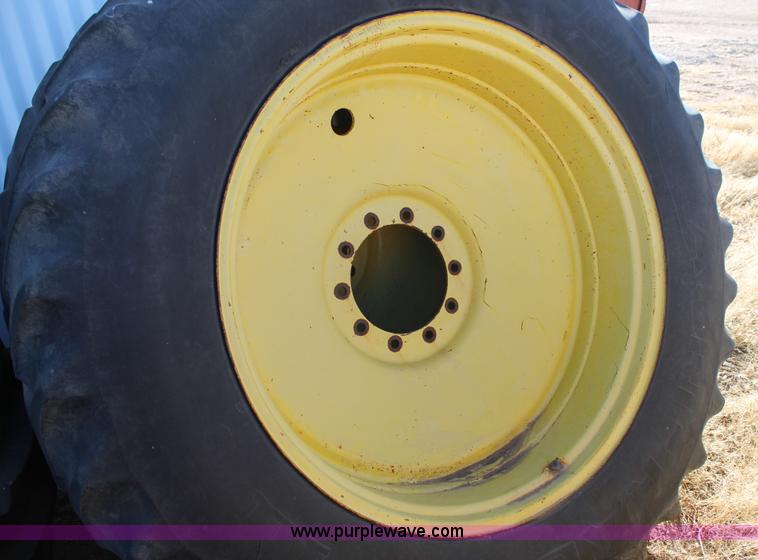 image for item C3749 1992 John Deere 4560 MFWD tractor