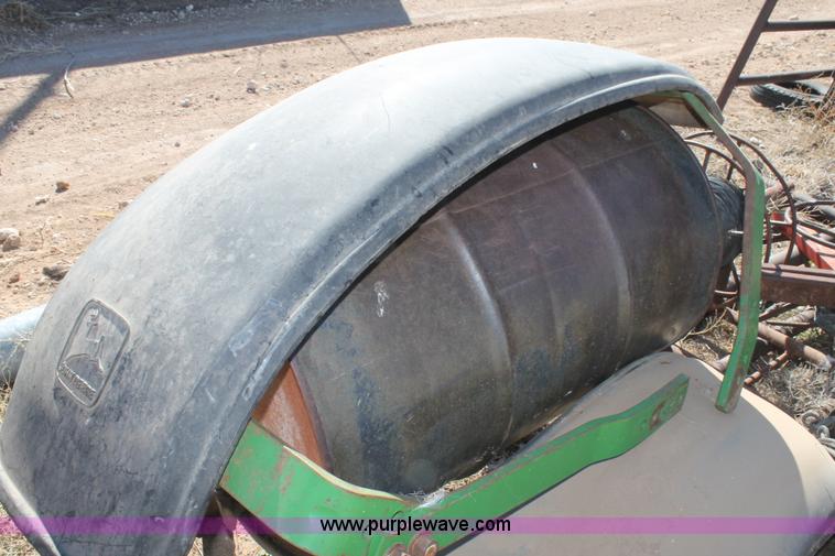 image for item C3749 1992 John Deere 4560 MFWD tractor