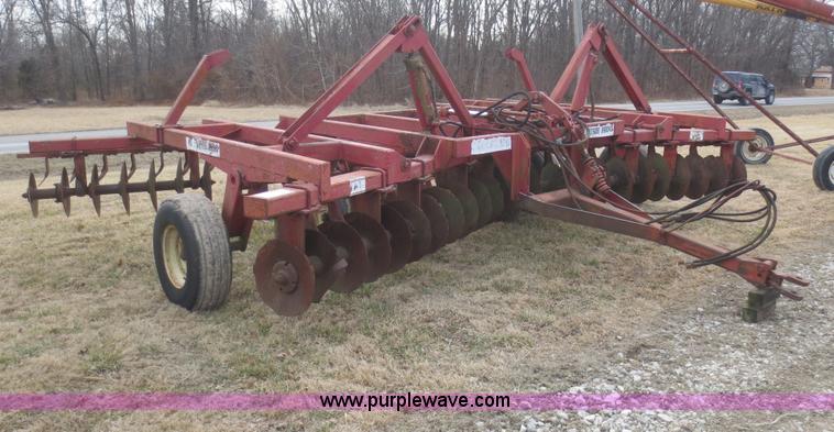 image for item F6774 Bush Hog 18' folding wing disk