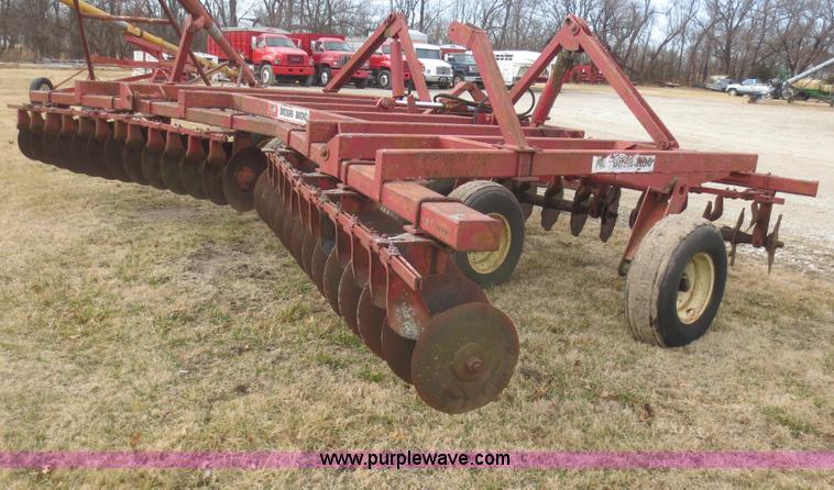 image for item F6774 Bush Hog 18' folding wing disk